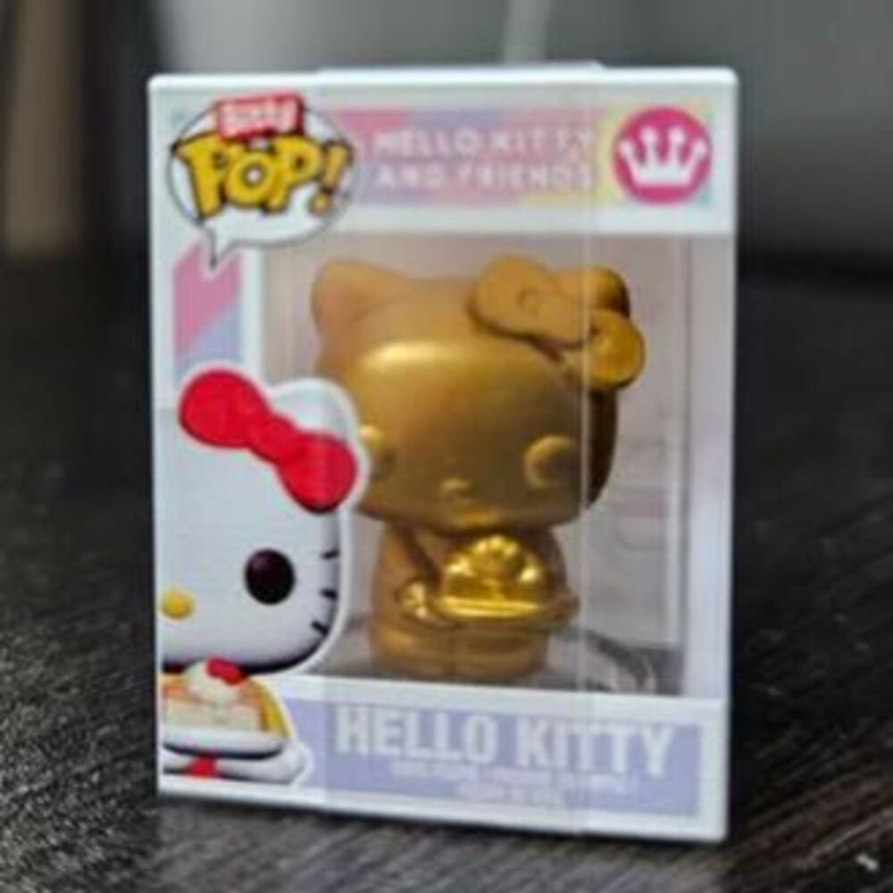 NEW Funko Bitty Pop Hello Kitty Gold 1/32 Rare Factory Sealed